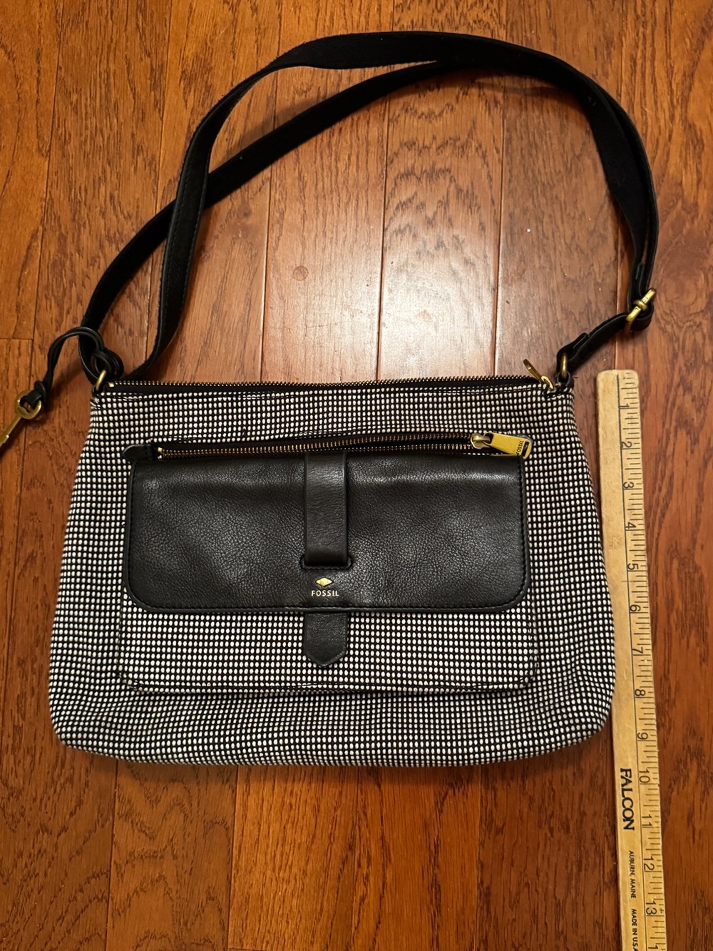 Fossil Black & White Houndstooth Tweed Crossbody with Front Leather Pocket - Picture 4 of 11